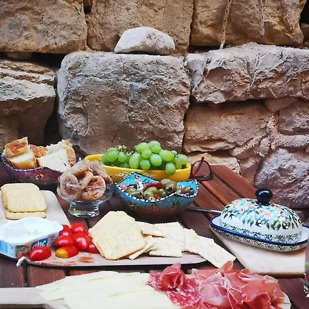 House Beatrix スタリー・グラード